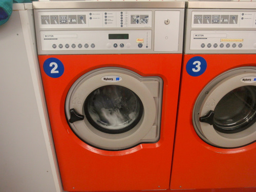 choose wash and rinse water pre-set temperatures.